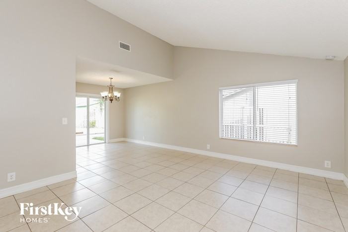 2366 Nw 110th Ter - Photo 2 of 15