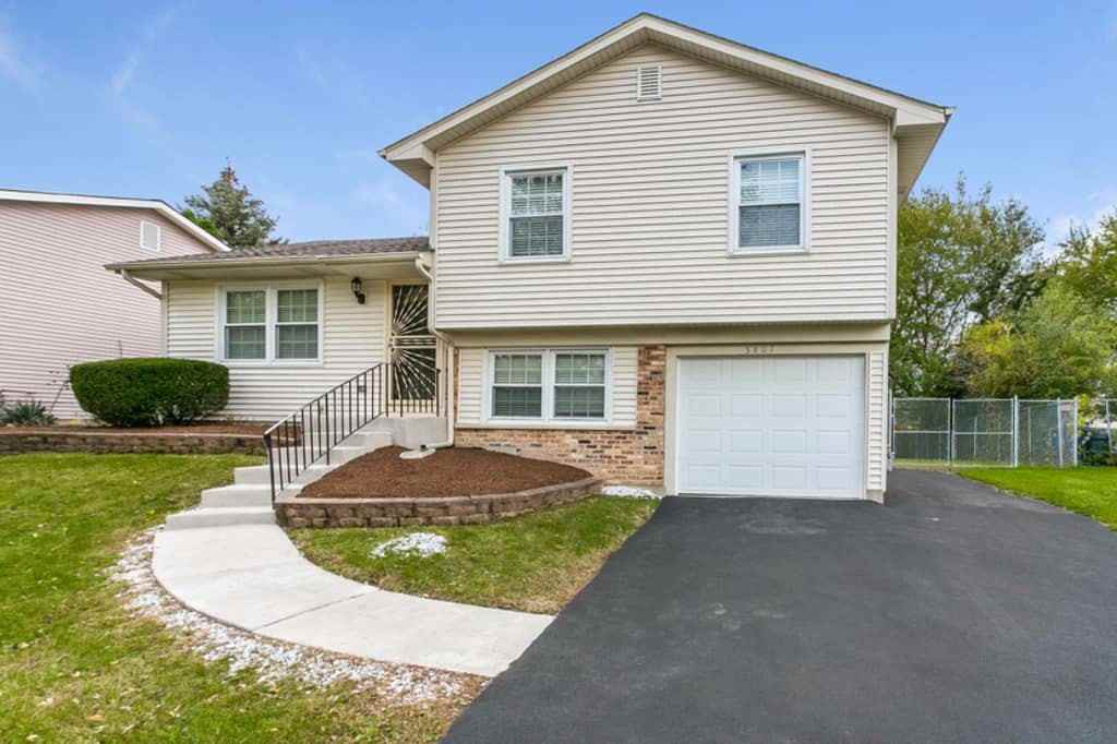 5807 Crestwood Rd - Photo 2 of 20