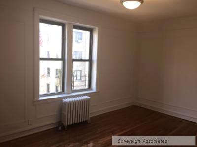 282 Cabrini Blvd #4D