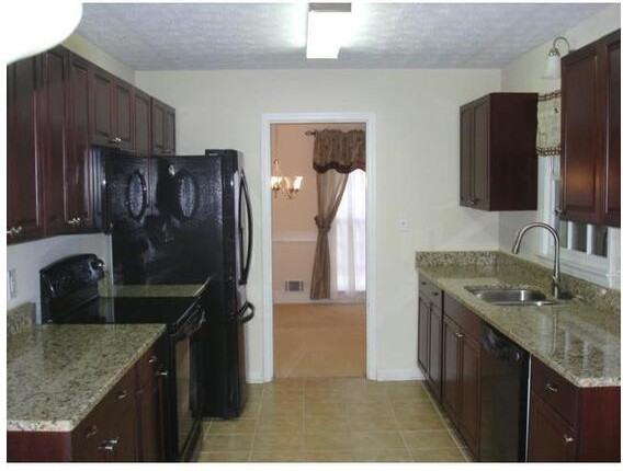 4047 Linda Ln Sw - Photo 3 of 12