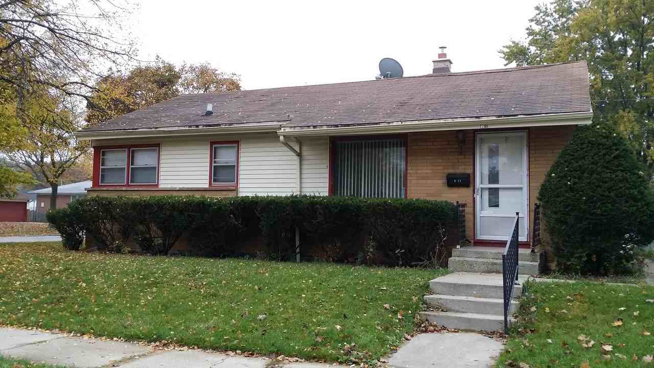 4511 N 85th St - Photo 3 of 14