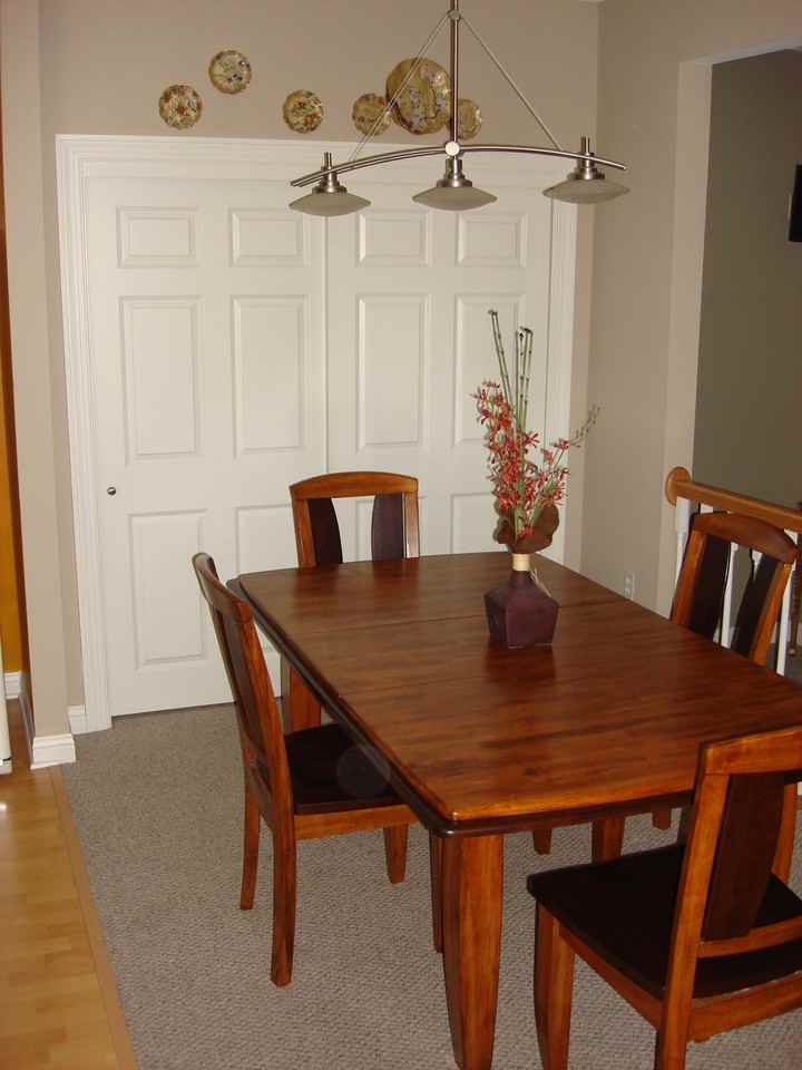 8624 Roxbury Way - Photo 2 of 8