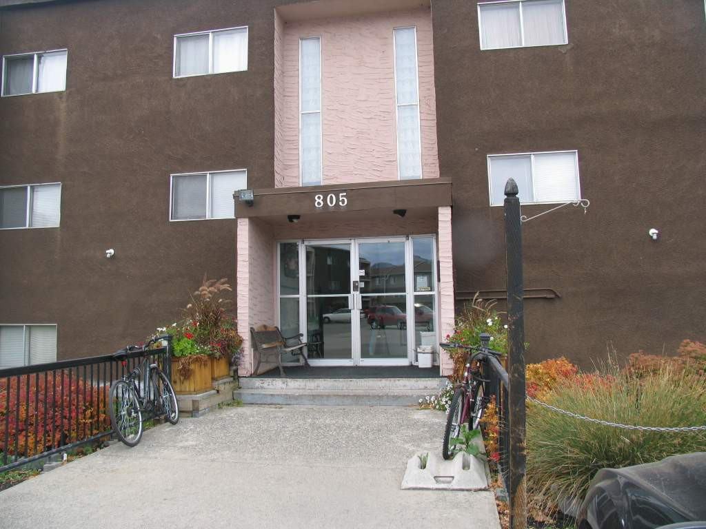 Sagebrush Manor 2 - Photo 2 of 6