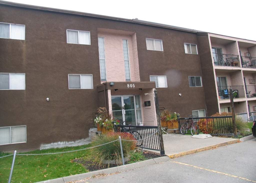 Sagebrush Manor 2 - Photo 3 of 6