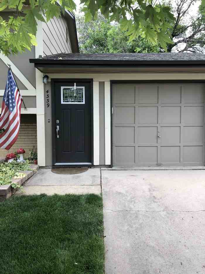 4339 S Youngfield St - Photo 3 of 20