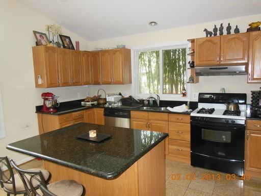 3608 Lowell Pl - Photo 2 of 12