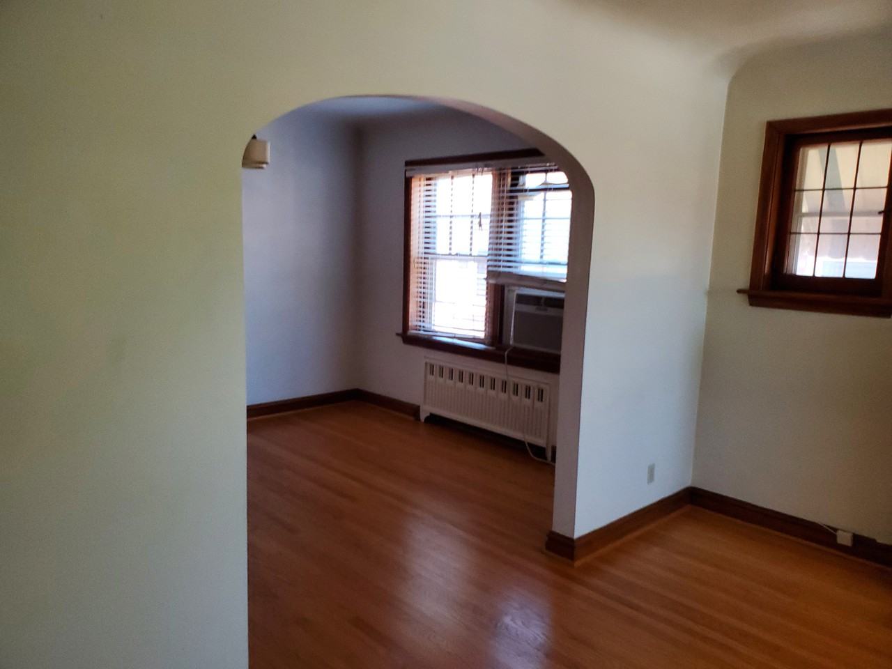 6242 Nottingham Ave - Photo 2 of 15