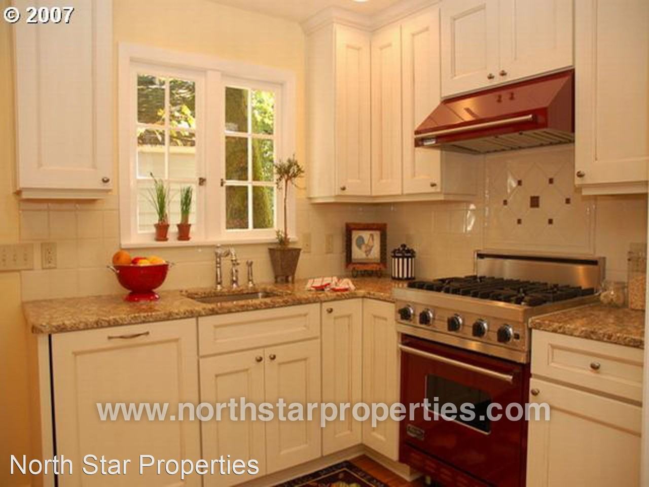 16980 Maple Cir - Photo 3 of 19