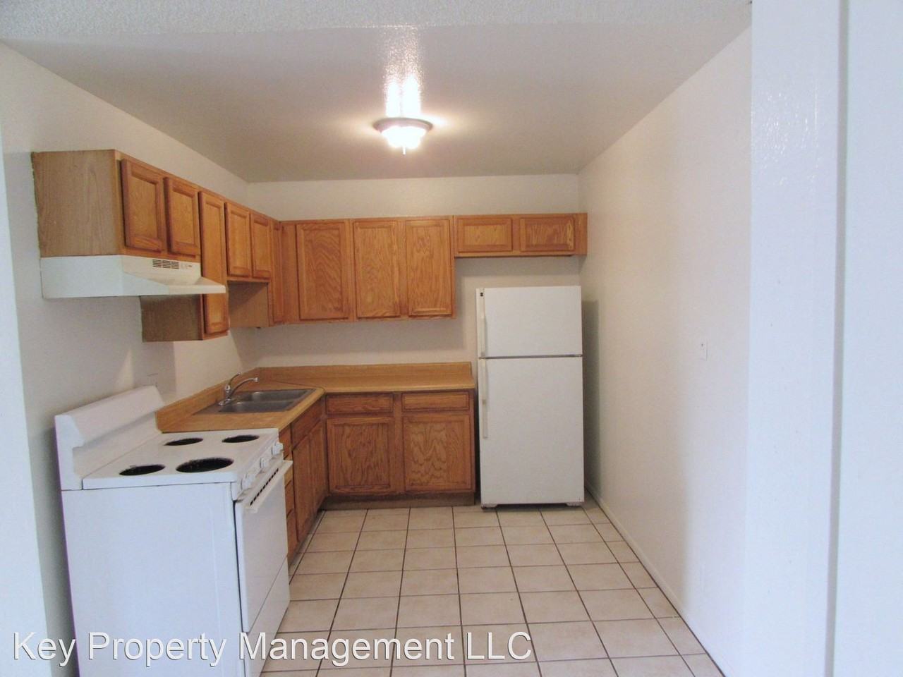 4220 Stewart Ave - Photo 3 of 8