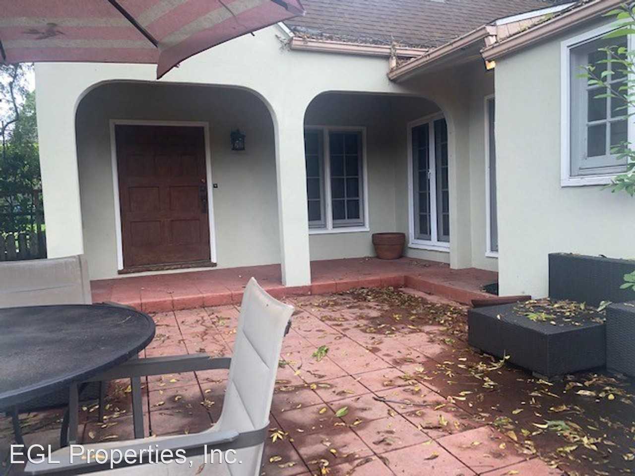 1612 N. Genesee Ave. - Photo 2 of 12