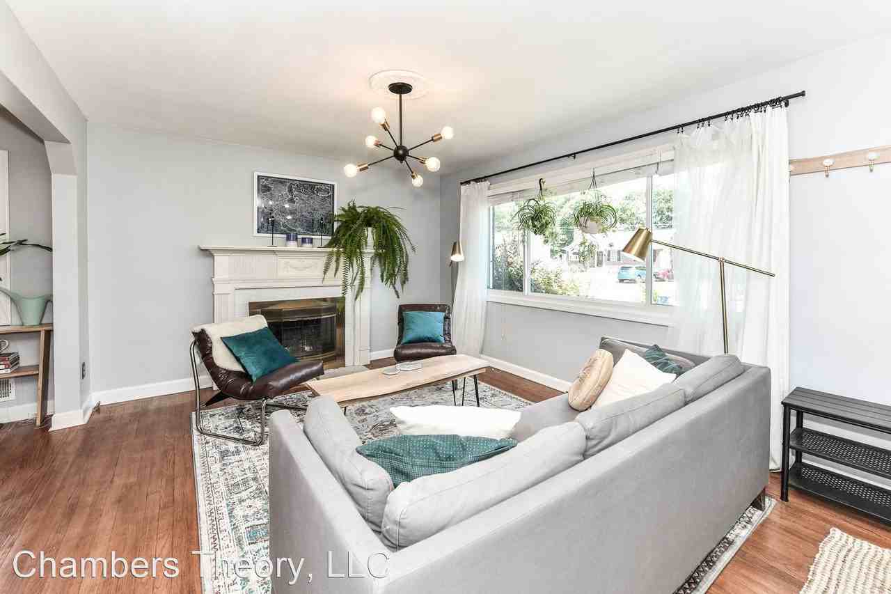 2501 Phillips Dr - Photo 2 of 43