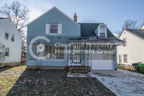 19518 Shakerwood Rd - Photo 2 of 10