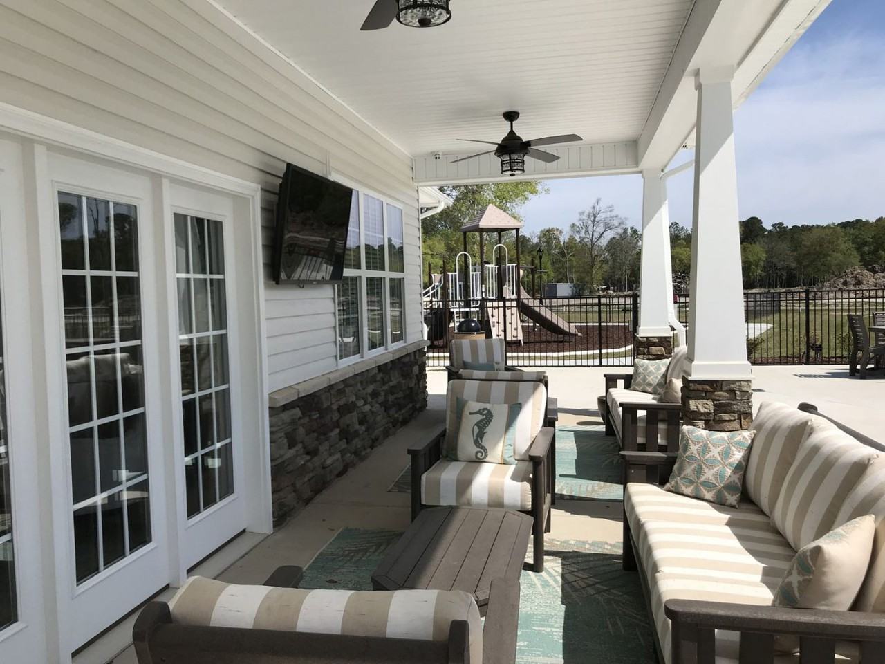 4276 Harrington Road - Photo 3 of 12