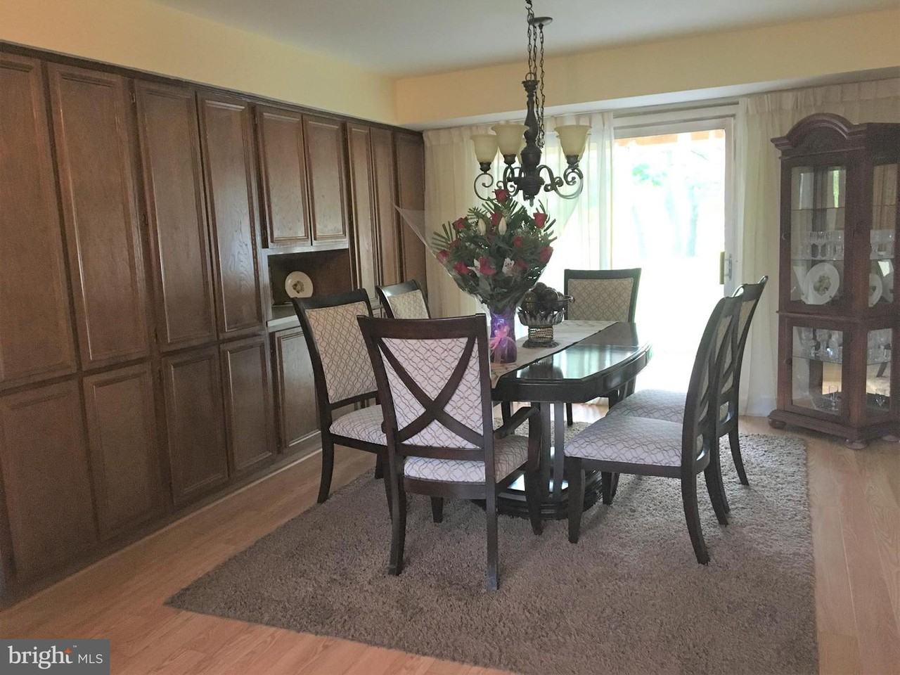 45 Colonial Lake Dr - Photo 2 of 11