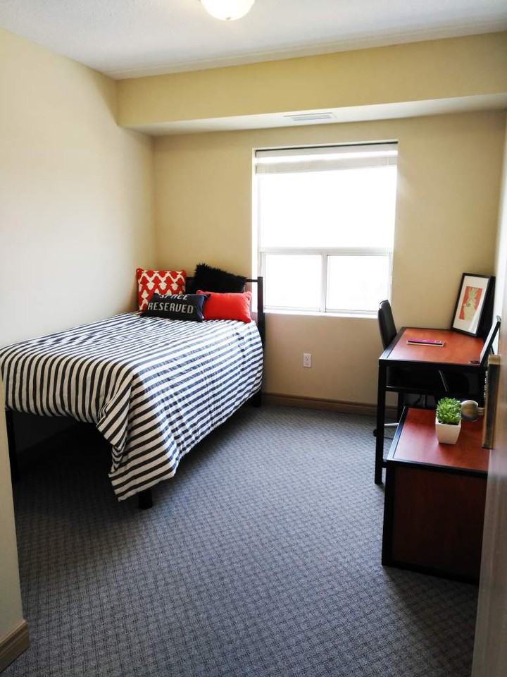 251 Lester Street - Photo 3 of 7