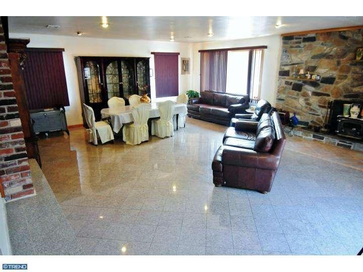 1060 Belvoir Rd - Photo 3 of 25