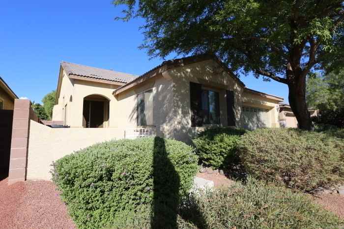 8129 Briggs Gully St - Photo 3 of 47