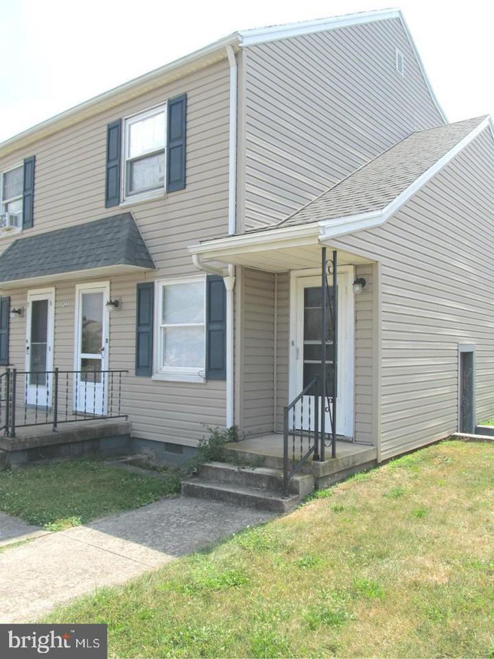 922 Stouffer Ave 4, Chambersburg, PA 17201 1 Bedroom Apartment for
