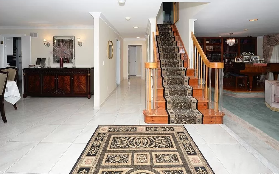 3 Lodi Lane - Photo 2 of 7