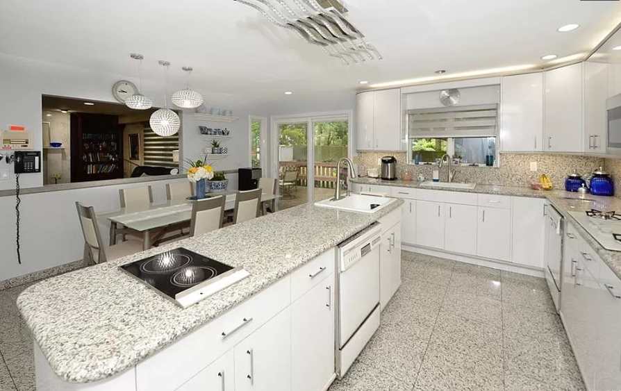 3 Lodi Lane - Photo 3 of 7