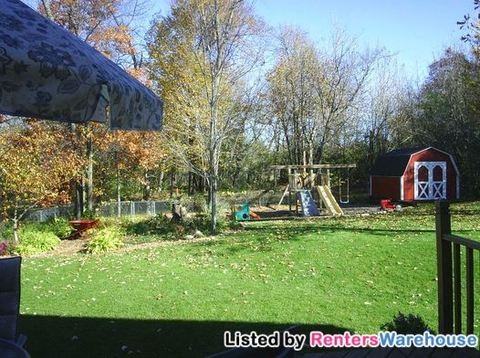 1510 Oak Ridge Cir - Photo 3 of 7