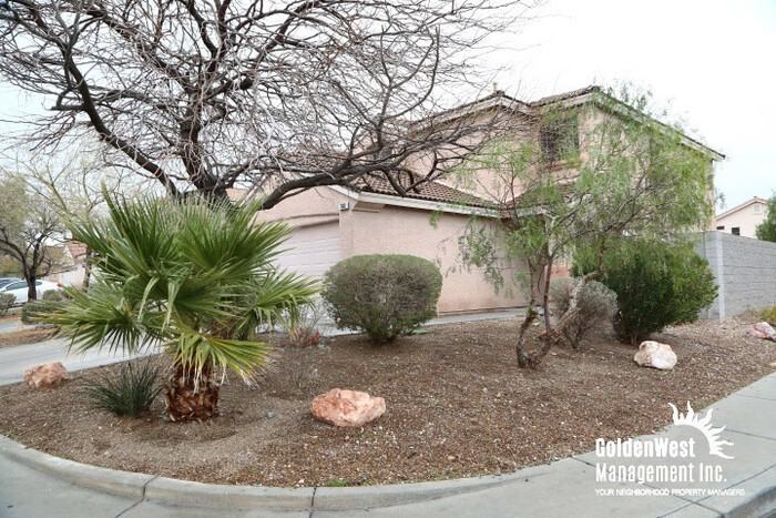 7990 Crowder St - Photo 2 of 17