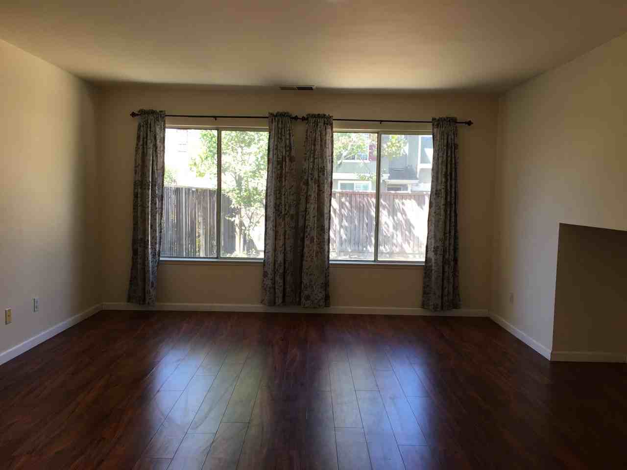 1549 Hermocilla Way - Photo 2 of 26