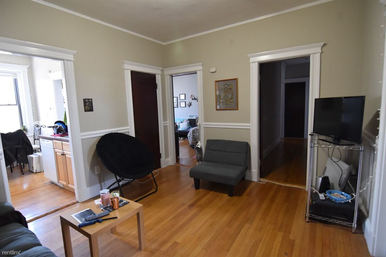 12 Greenway Ct - Photo 3 of 19