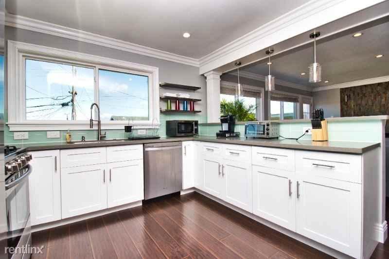 3340 Geoffrey Dr House - Photo 2 of 15