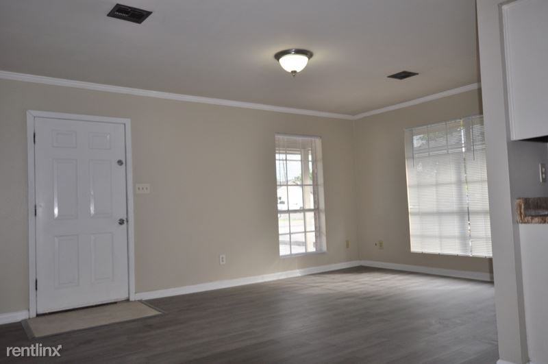 107 Antoinette St - Photo 2 of 18