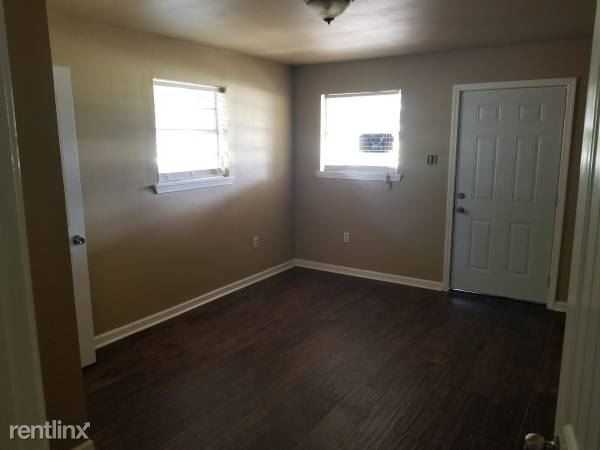 201 Cockerham Rd - Photo 3 of 6