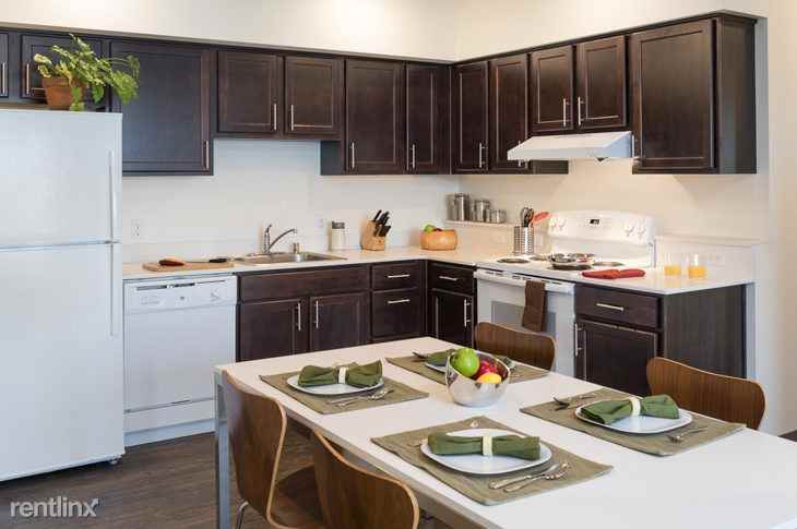 Station House - Photo 2 of 7