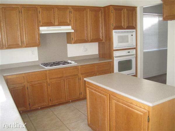 12115 Brianwood Dr - Photo 2 of 18