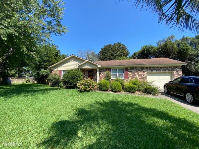 1115 Inlet Cove Ct, Mount Pleasant, SC 29464 3 Bedroom Apartment for