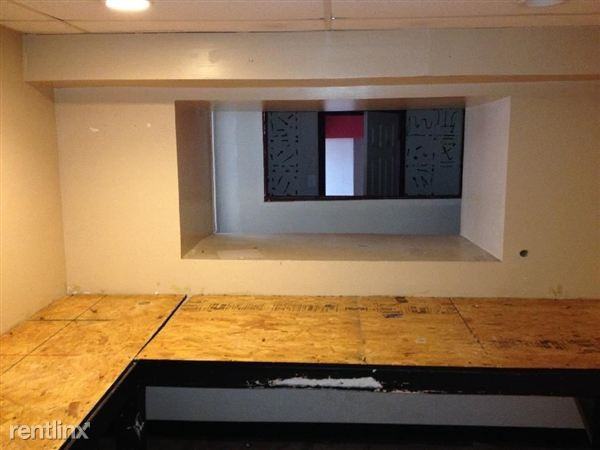 420 E 25th St - Photo 2 of 4