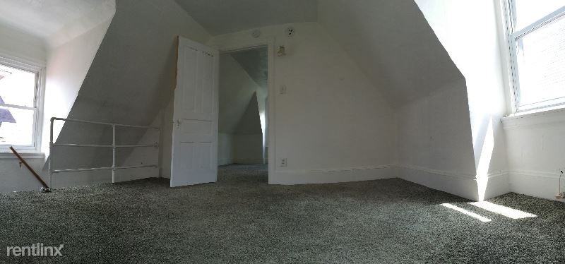 322 Ophelia St 2 - Photo 2 of 6