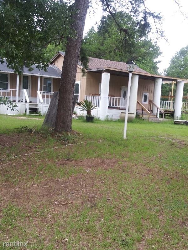 357 Holly Lane B - Photo 2 of 4