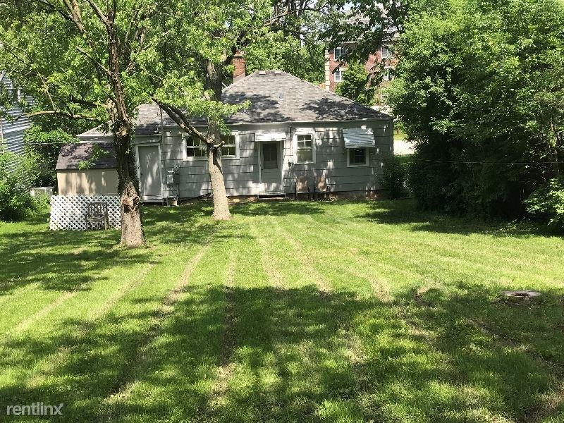 335 Park Ave - Photo 2 of 11