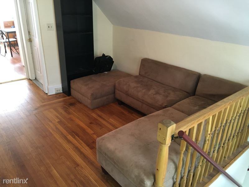 382 Crown Street 5 - Photo 2 of 25