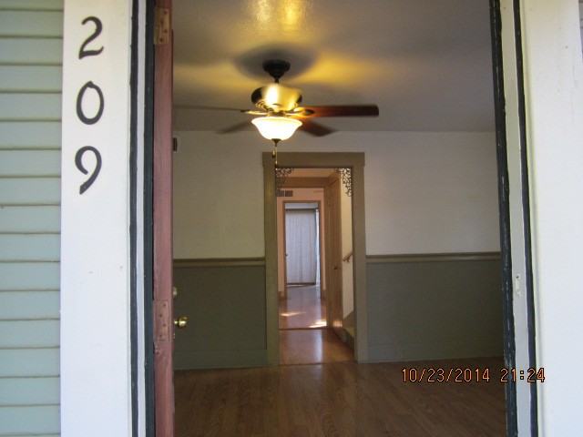 209 N 5th St - Photo 2 of 17