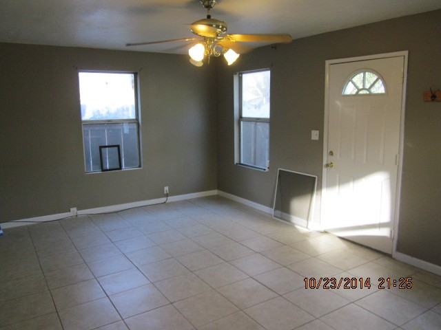 207 N 5th St - Photo 3 of 14