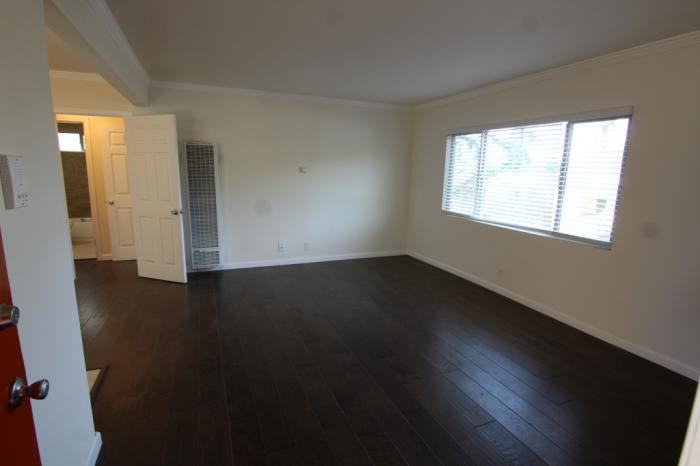 W. 39th St. & Normandie Ave. - Photo 2 of 26