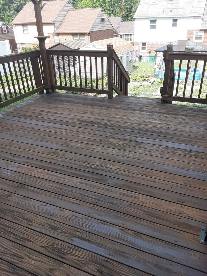 1615 Robbins Pl - Photo 3 of 16