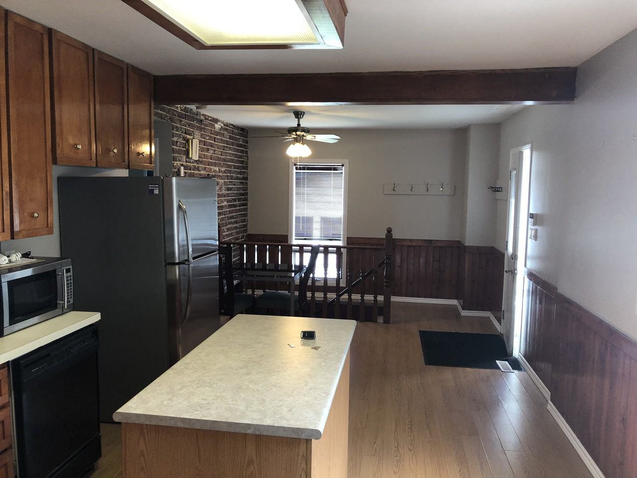 12837 132 St Nw - Photo 3 of 16