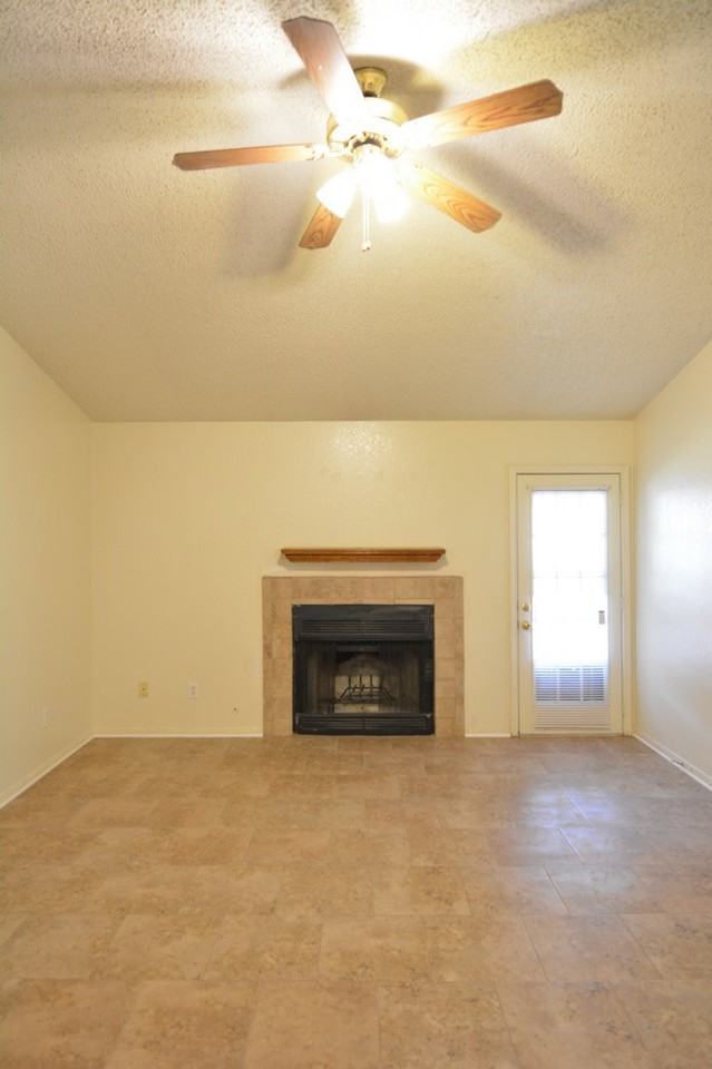 105 Nancy Dr - Photo 7 of 21