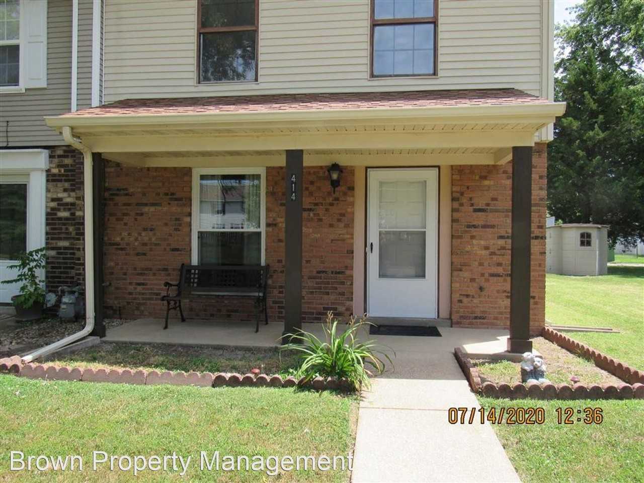 414 N County Rd - Photo 3 of 18
