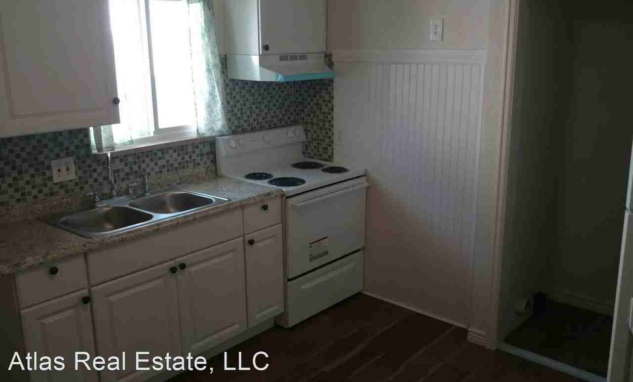 145-147 N 11th Ave - Photo 3 of 14