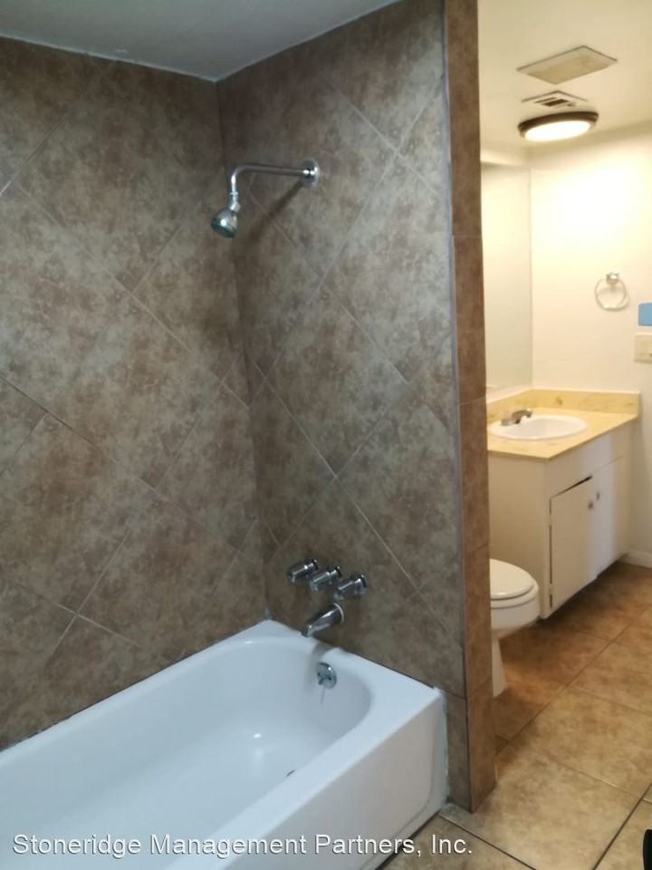 326 N. Begonia Ave. - Photo 2 of 8