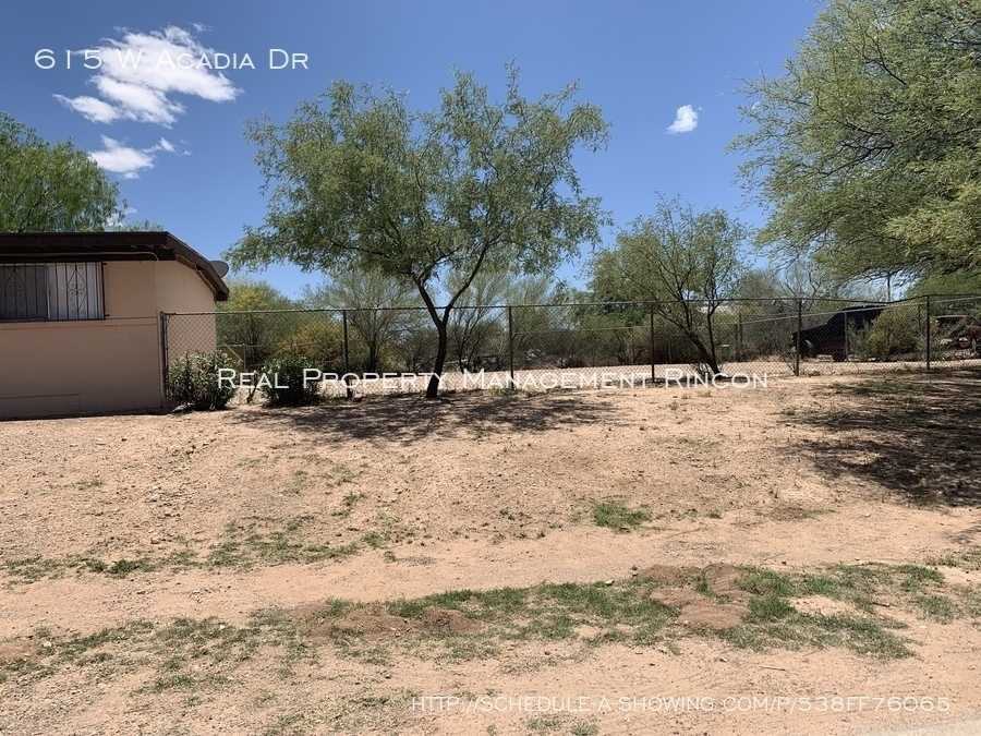 615 W Acadia Dr - Photo 3 of 20