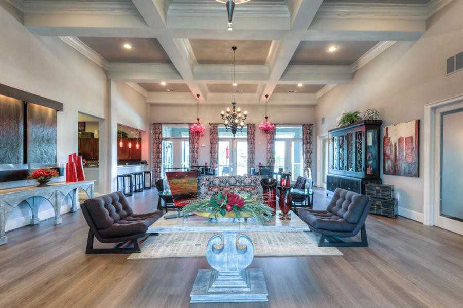 12501 Broadway Street - Photo 3 of 26